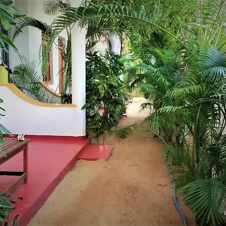 Surf & Sand Hotel Arugambay Arugam Bay Buitenkant foto