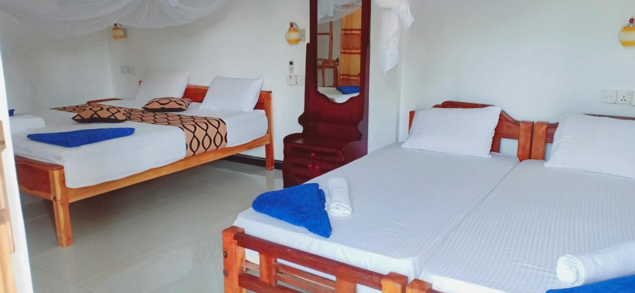 Surf & Sand Hotel Arugambay Arugam Bay Buitenkant foto